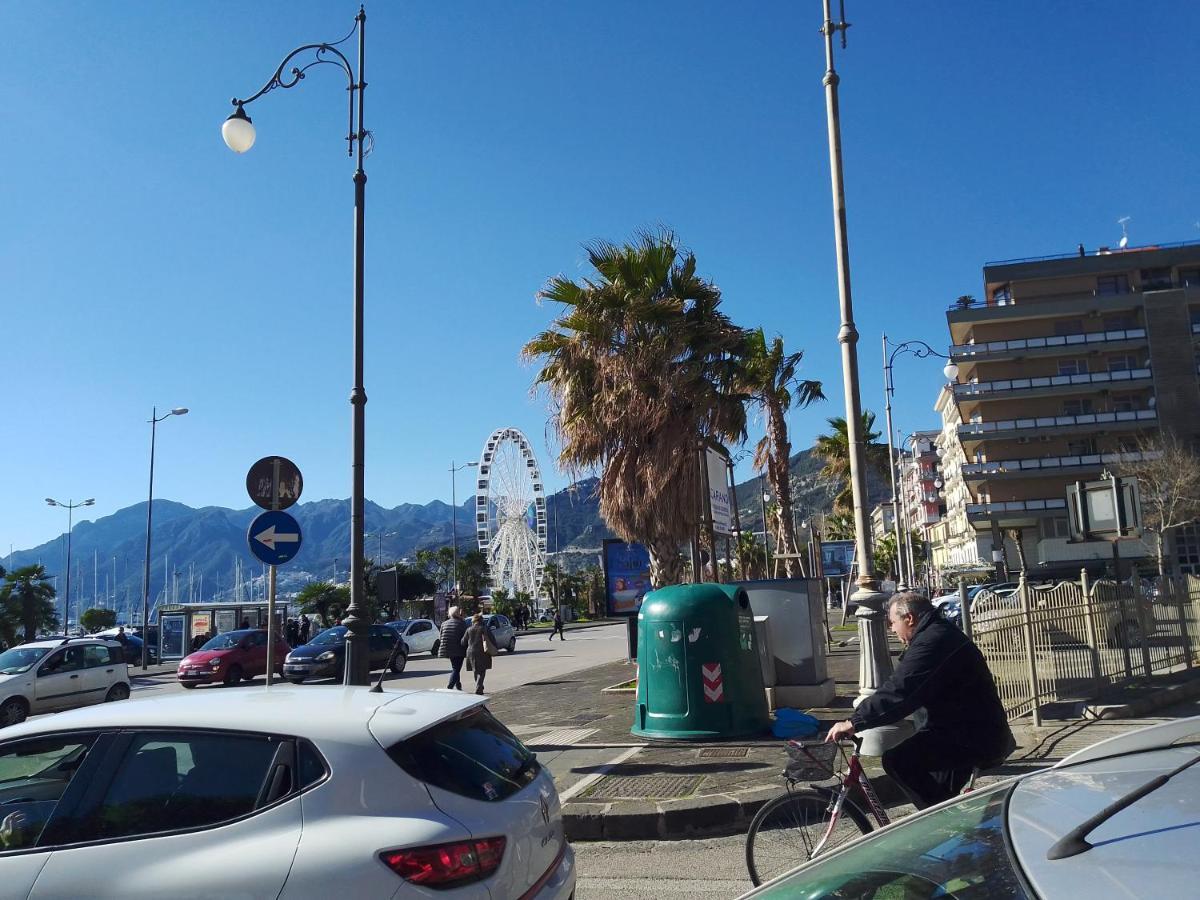 V I P Suites Cielo Stellato On Concordia Sea Salerno Luaran gambar