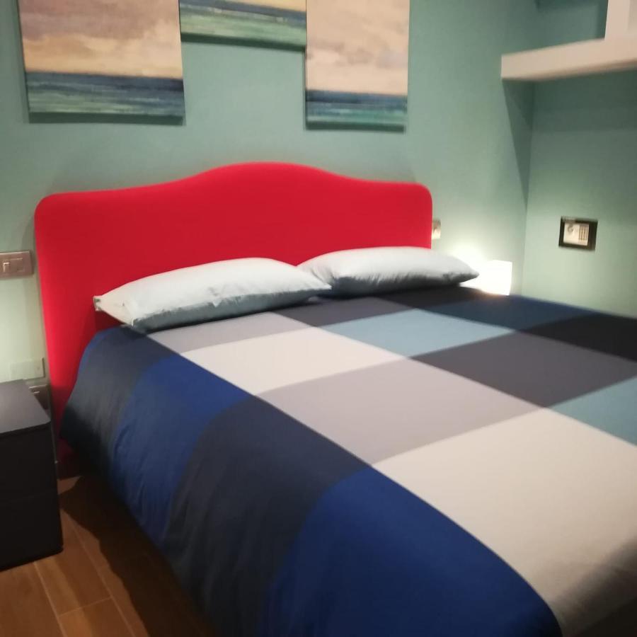 V I P Suites Cielo Stellato On Concordia Sea Salerno Luaran gambar