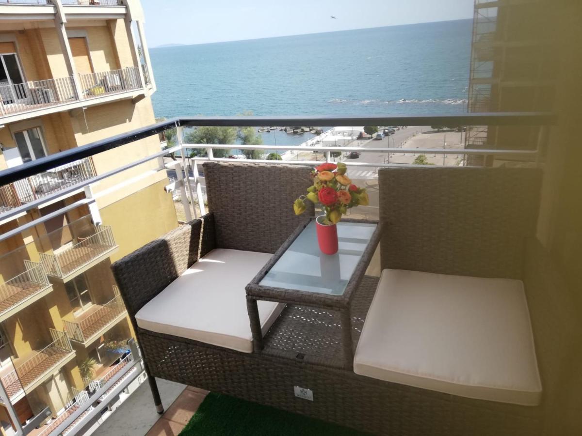 V I P Suites Cielo Stellato On Concordia Sea Salerno Luaran gambar